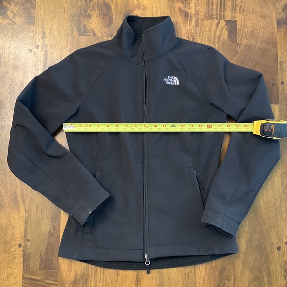 The North Face Full Zip Women’s Soft Shell Zip-Up Jacket (Size S) - Picture 8 of 9